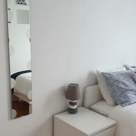 Апартаменты Modern Riverside - City Center Лиссабон