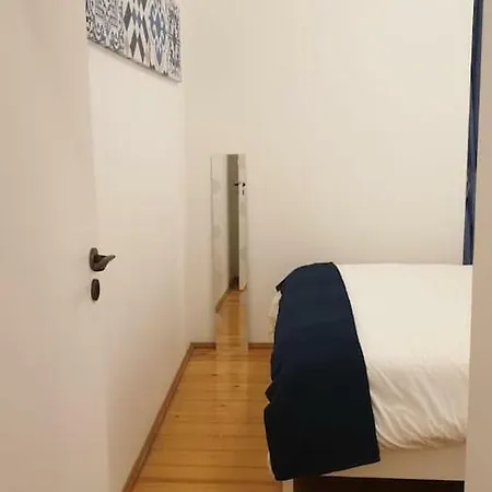 Апартаменты Modern Riverside - City Center *